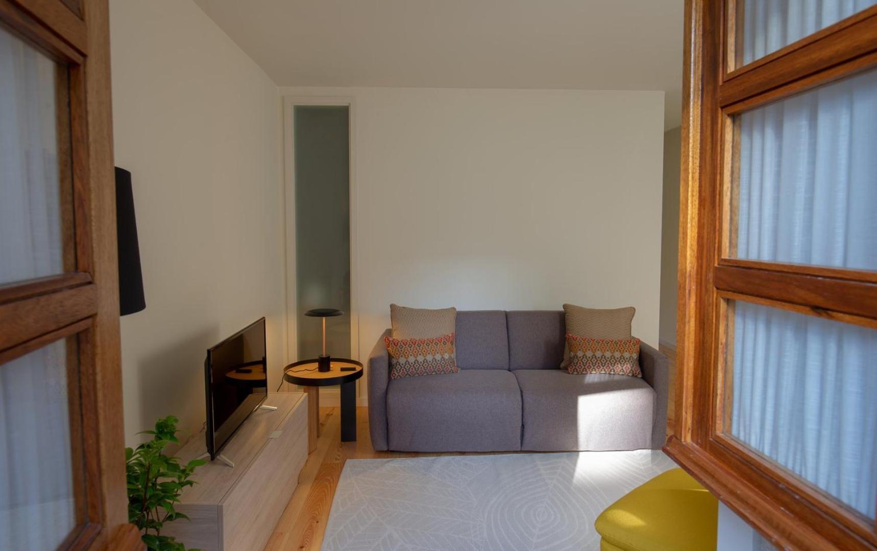 Guestready - Catorze De Outubro Houses II Вила-Нова-ди-Гая Экстерьер фото