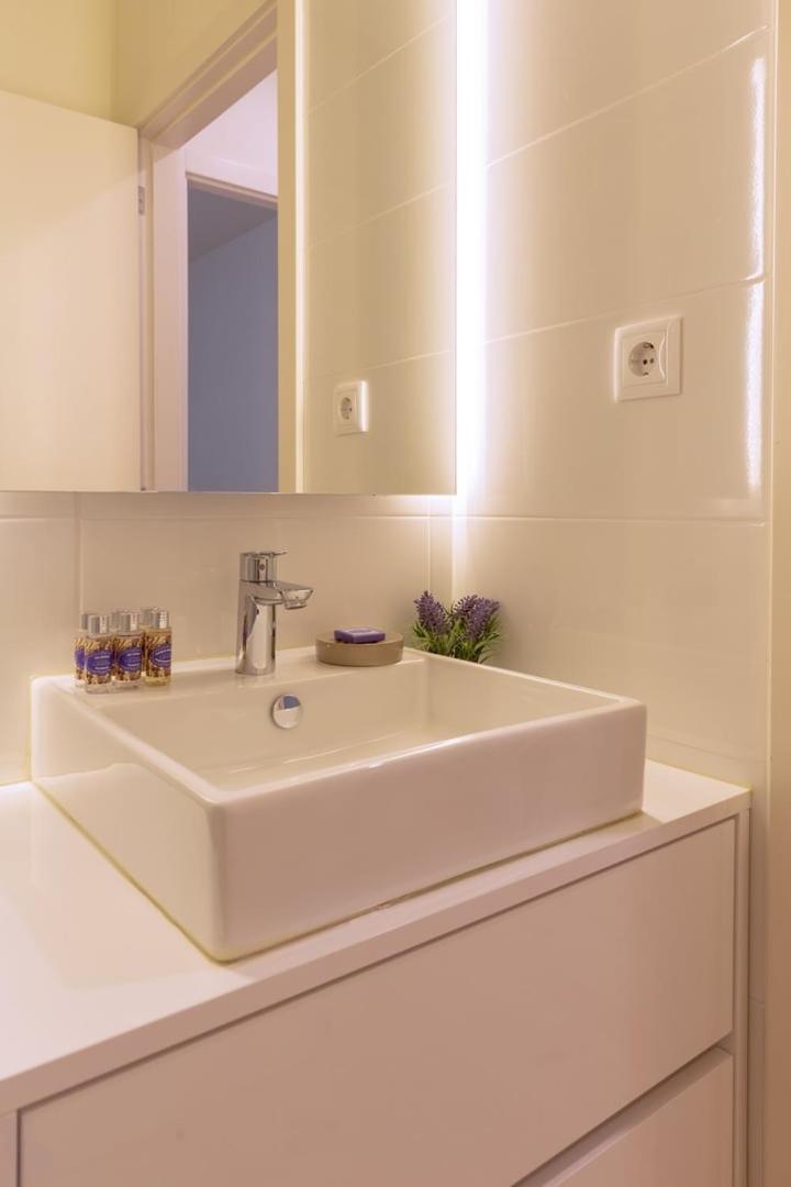 Guestready - Catorze De Outubro Houses II Вила-Нова-ди-Гая Экстерьер фото