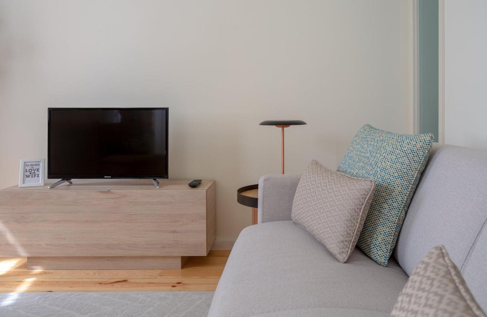 Guestready - Catorze De Outubro Houses II Вила-Нова-ди-Гая Экстерьер фото